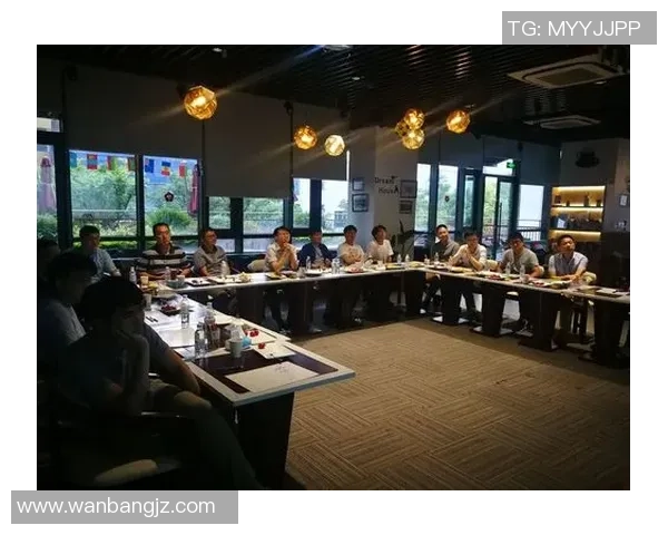 勇士队与科尔再度召开内部会议上周讨论气氛积极展现团队凝聚力